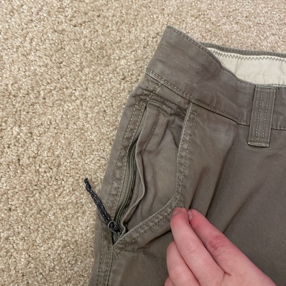 Columbia green khaki pants size 32 - Picture 2 of 7
